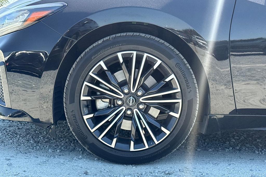Thumbnail: 2023 Nissan Maxima - 8
