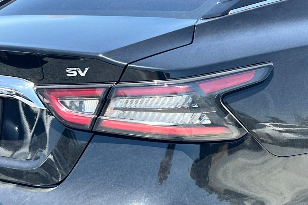Thumbnail: 2020 Nissan Maxima - 17