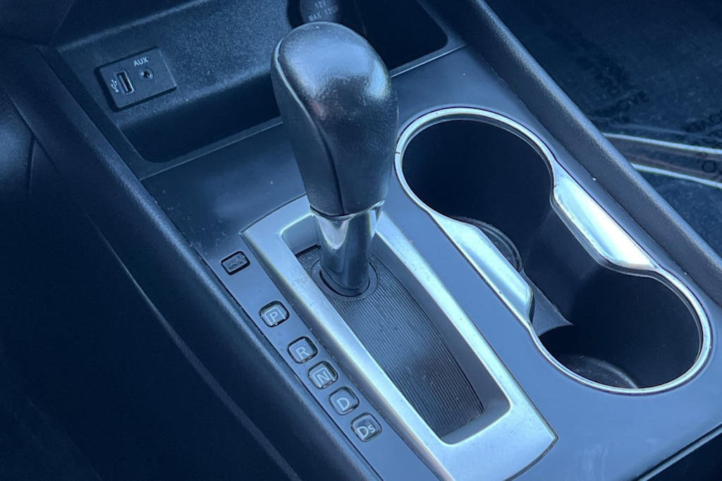 Thumbnail: 2017 Nissan Altima - 15