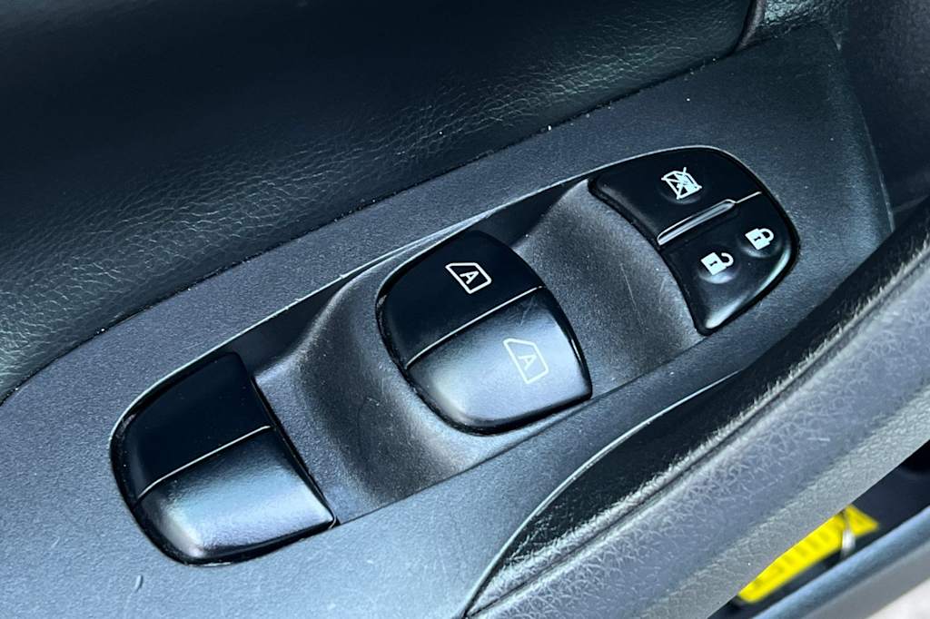 Thumbnail: 2018 Nissan Altima - 24