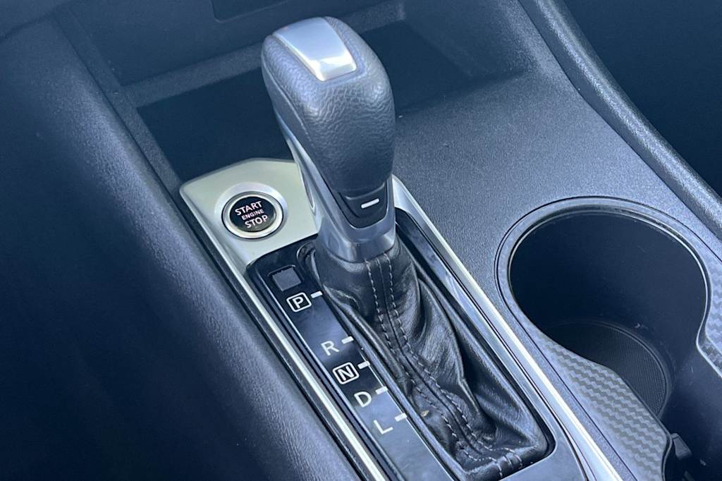 Thumbnail: 2021 Nissan Altima - 15
