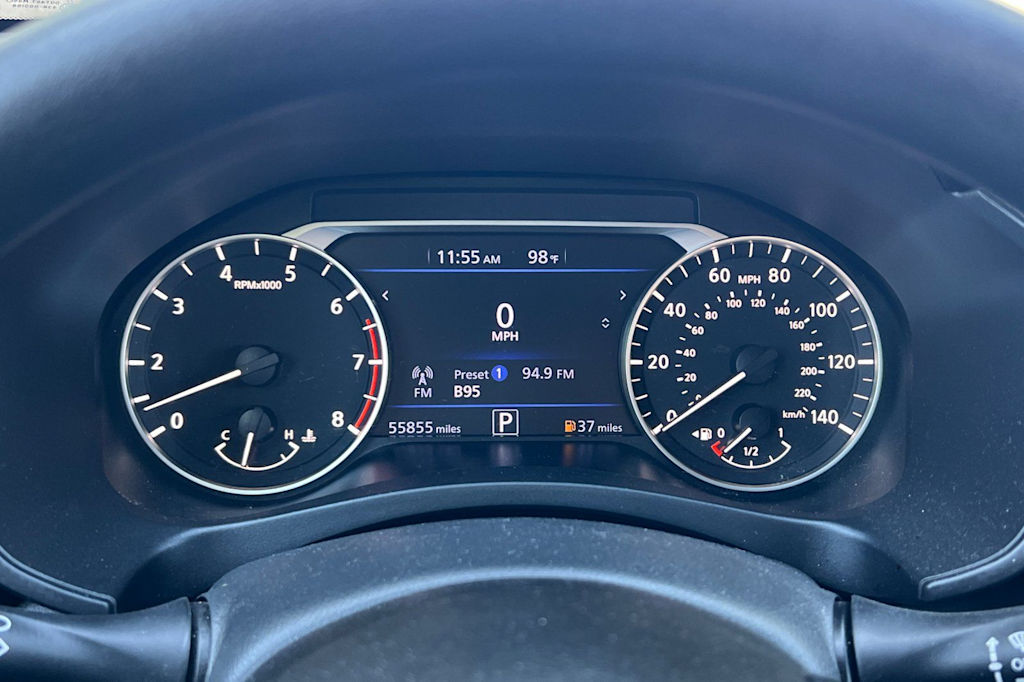 Thumbnail: 2019 Nissan Altima - 17