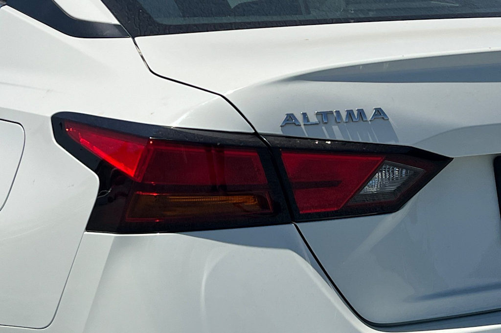 Thumbnail: 2019 Nissan Altima - 23