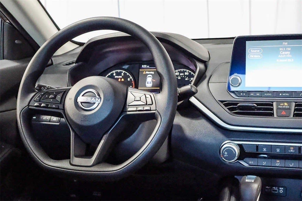 Thumbnail: 2025 Nissan Altima - 2