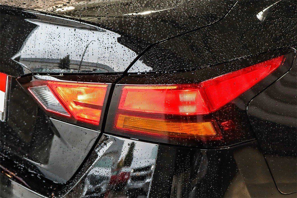 Thumbnail: 2025 Nissan Altima - 20