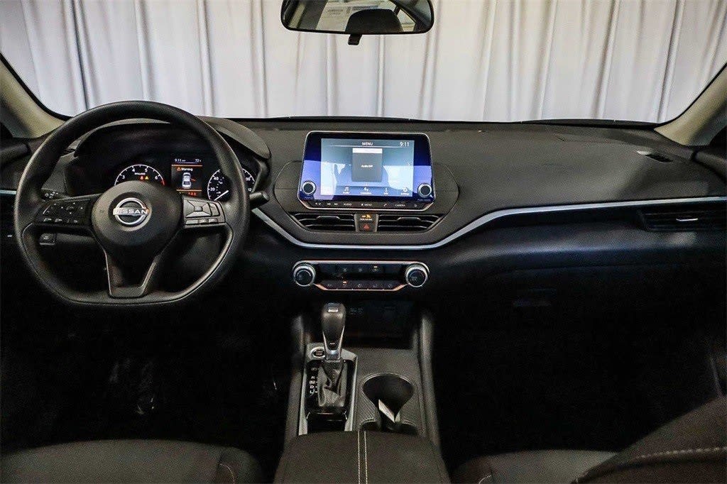 Thumbnail: 2025 Nissan Altima - 2