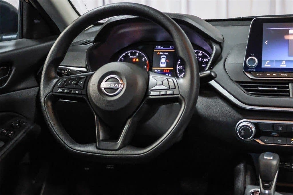 Thumbnail: 2025 Nissan Altima - 9