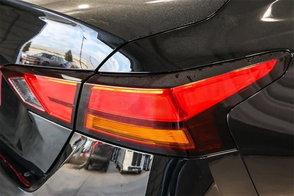 Thumbnail: 2025 Nissan Altima - 21