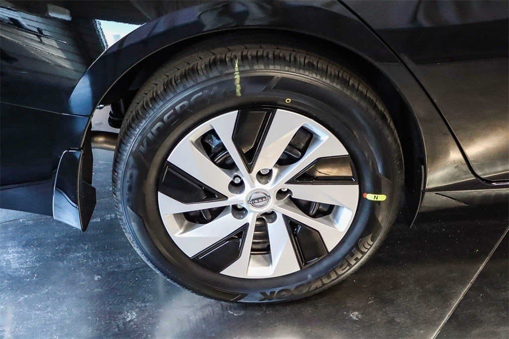 Thumbnail: 2025 Nissan Altima - 22