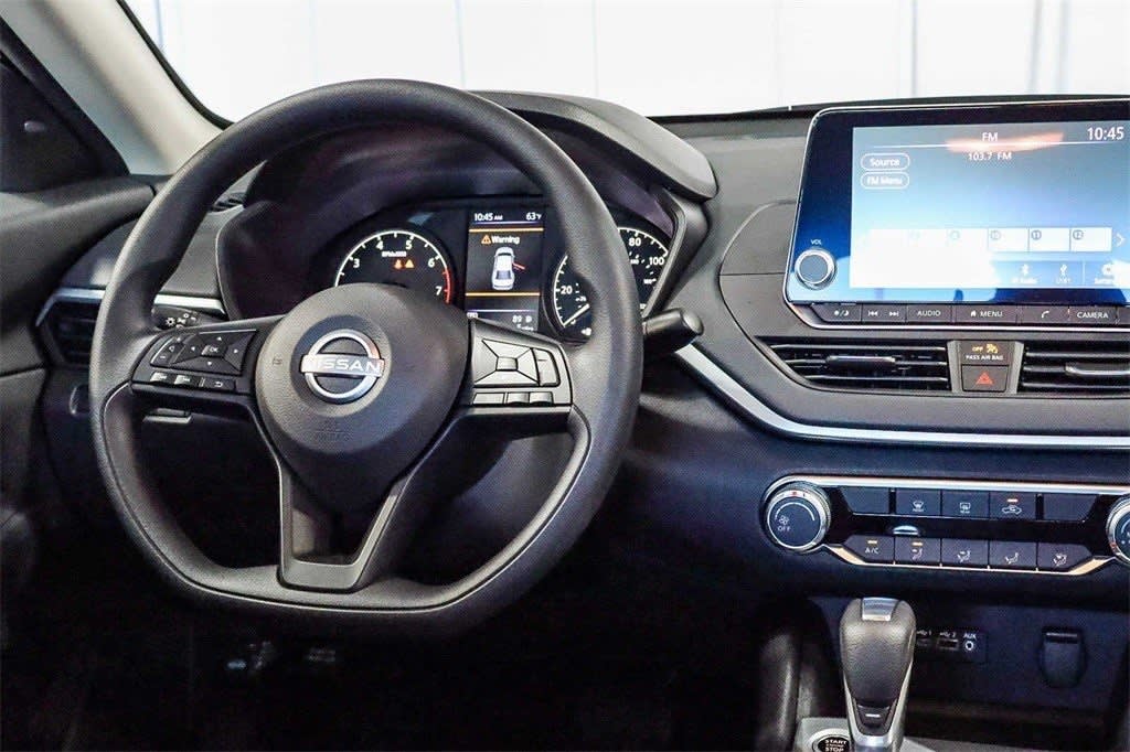 Thumbnail: 2025 Nissan Altima - 2