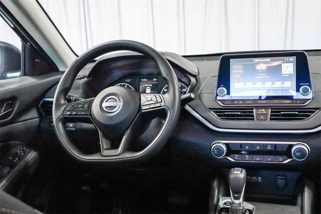 Thumbnail: 2025 Nissan Altima - 9