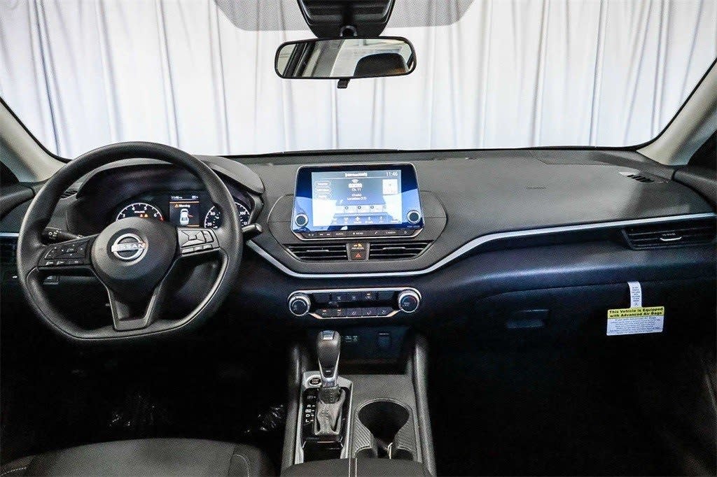 Thumbnail: 2025 Nissan Altima - 2