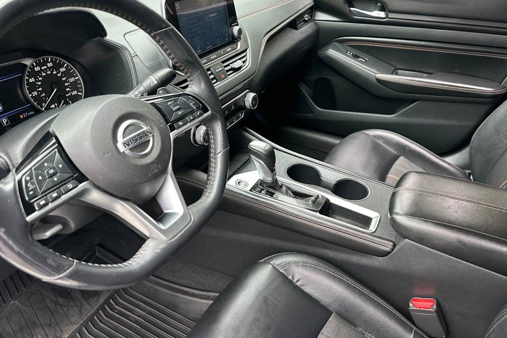 Thumbnail: 2021 Nissan Altima - 9