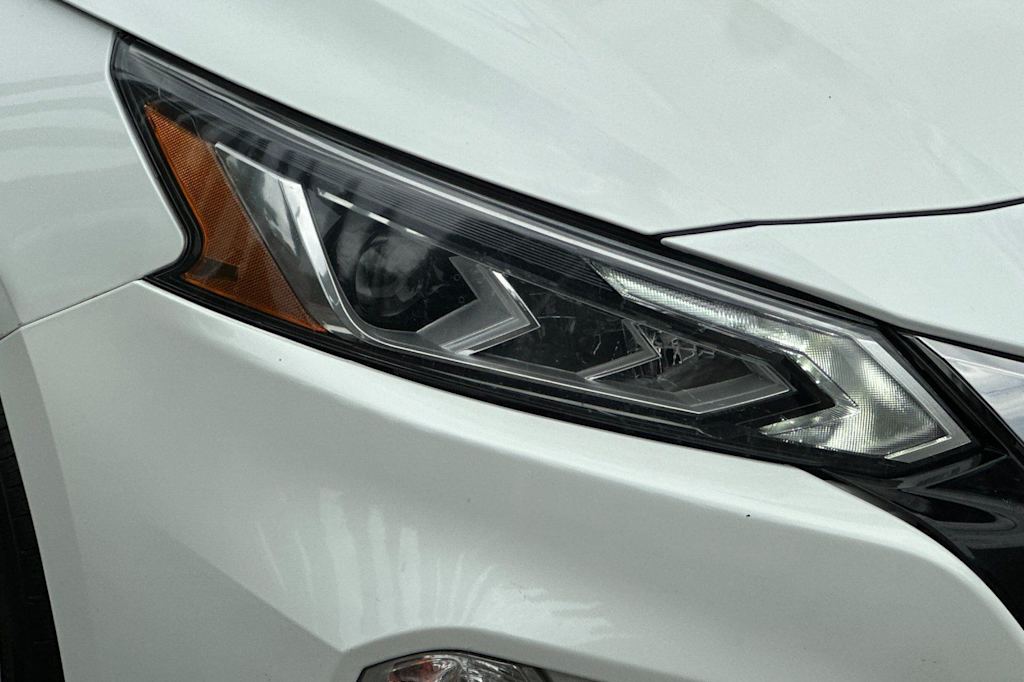 Thumbnail: 2021 Nissan Altima - 32