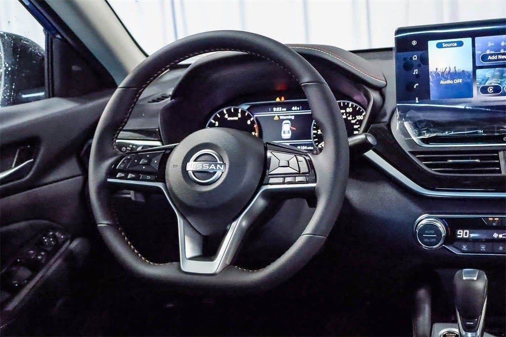 Thumbnail: 2025 Nissan Altima - 12