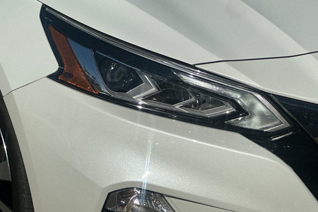 Thumbnail: 2022 Nissan Altima - 12