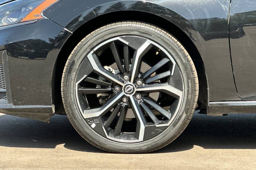 Thumbnail: 2023 Nissan Altima - 8
