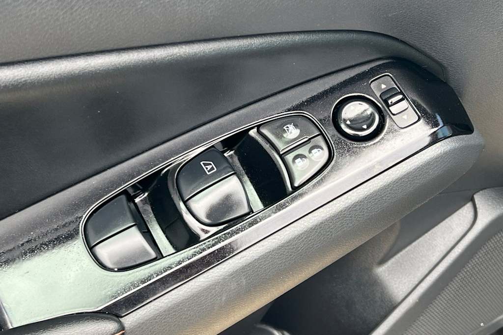 Thumbnail: 2024 Nissan Altima - 23