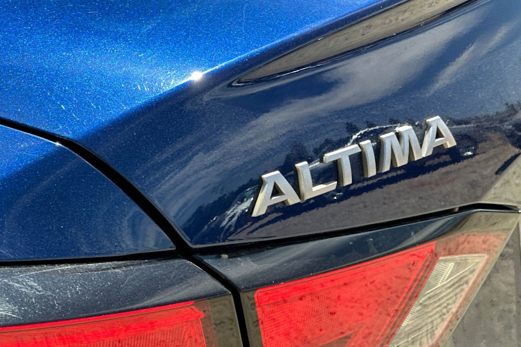 Thumbnail: 2023 Nissan Altima - 7