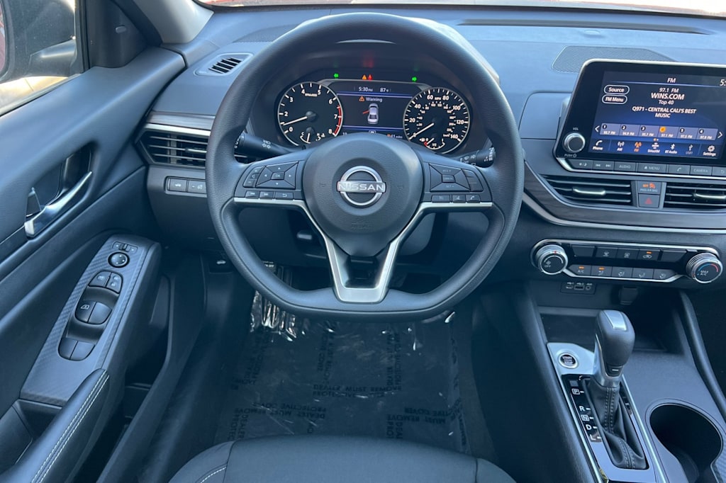 Thumbnail: 2025 Nissan Altima - 12