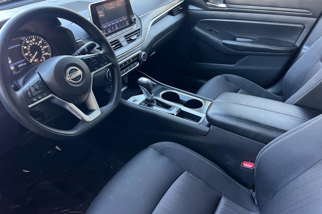 Thumbnail: 2024 Nissan Altima - 9