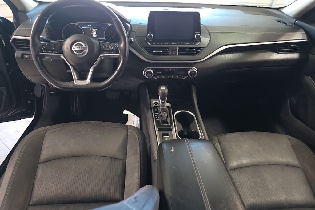 Thumbnail: 2020 Nissan Altima - 2