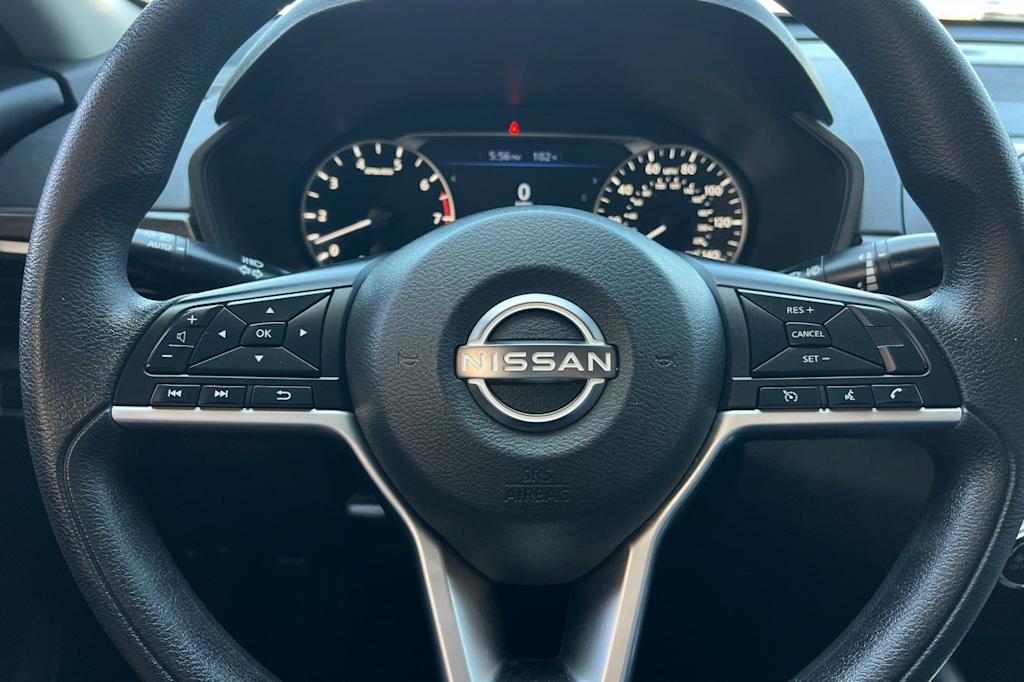 Thumbnail: 2023 Nissan Altima - 28