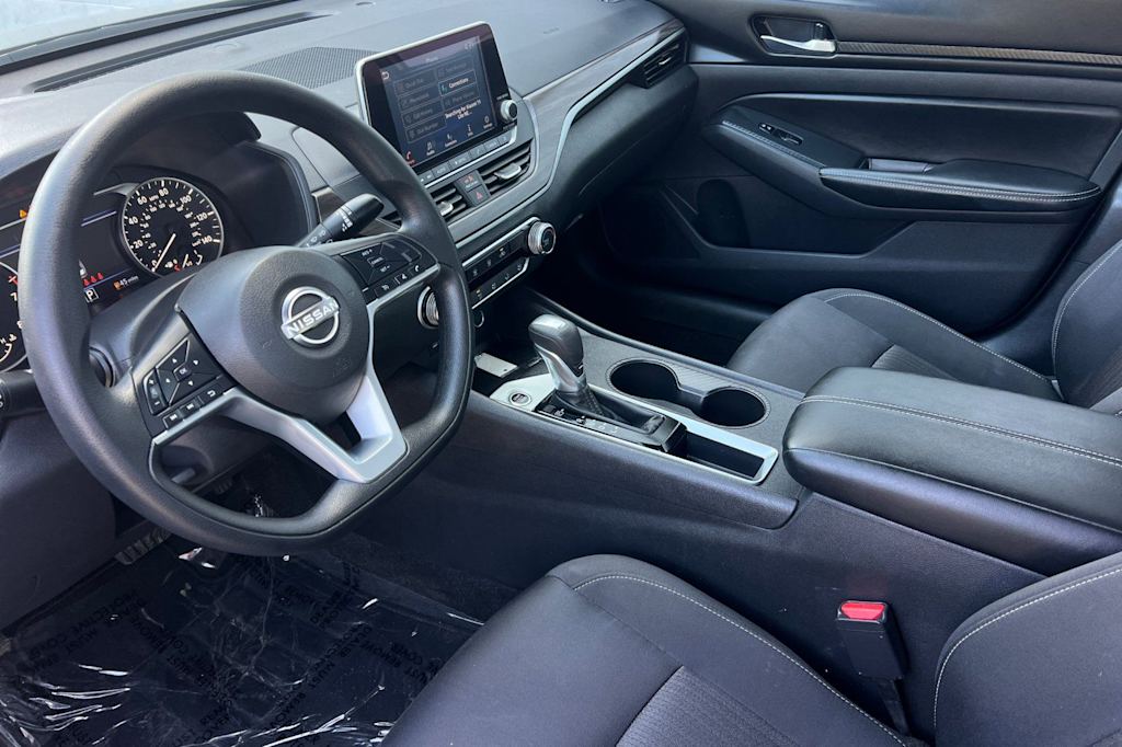 Thumbnail: 2025 Nissan Altima - 9