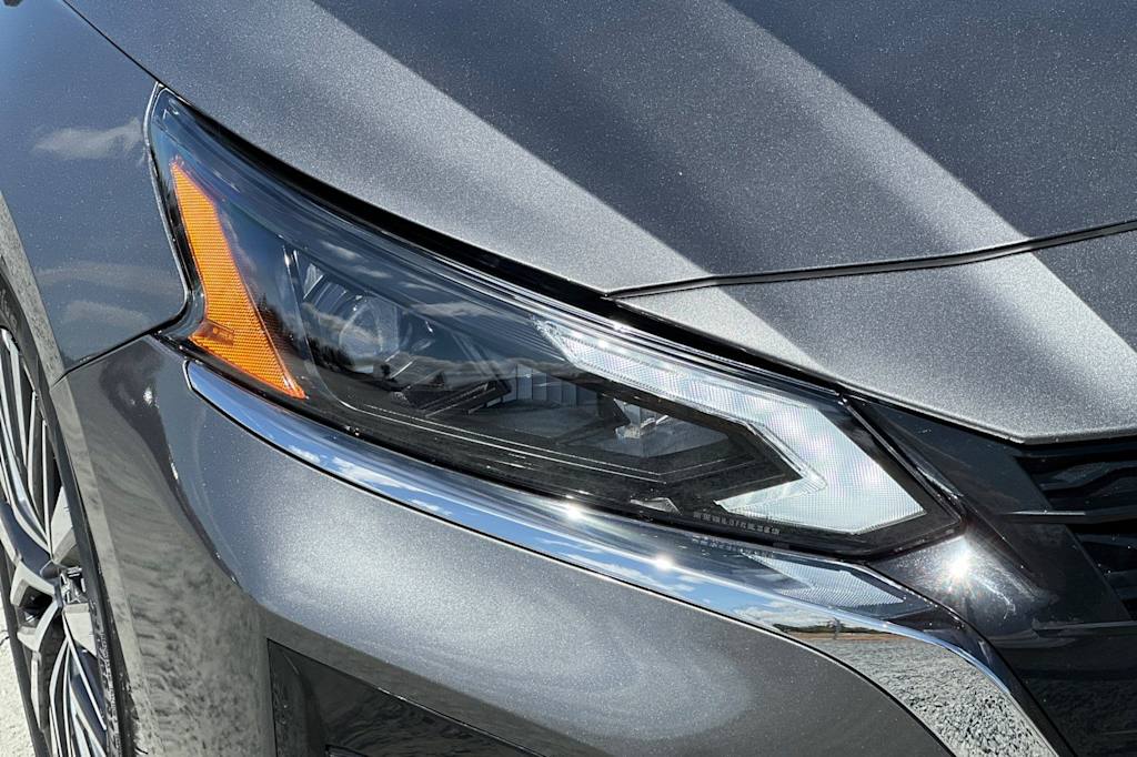 Thumbnail: 2025 Nissan Altima - 33