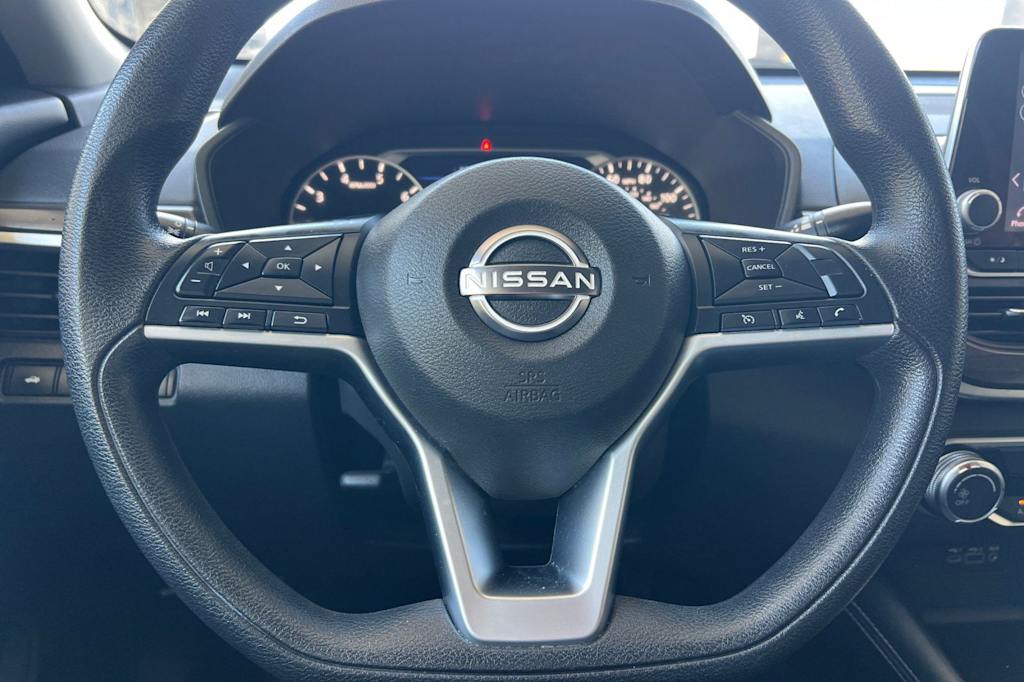 Thumbnail: 2023 Nissan Altima - 13