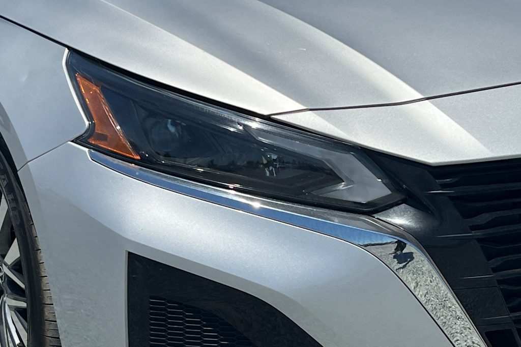 Thumbnail: 2023 Nissan Altima - 35