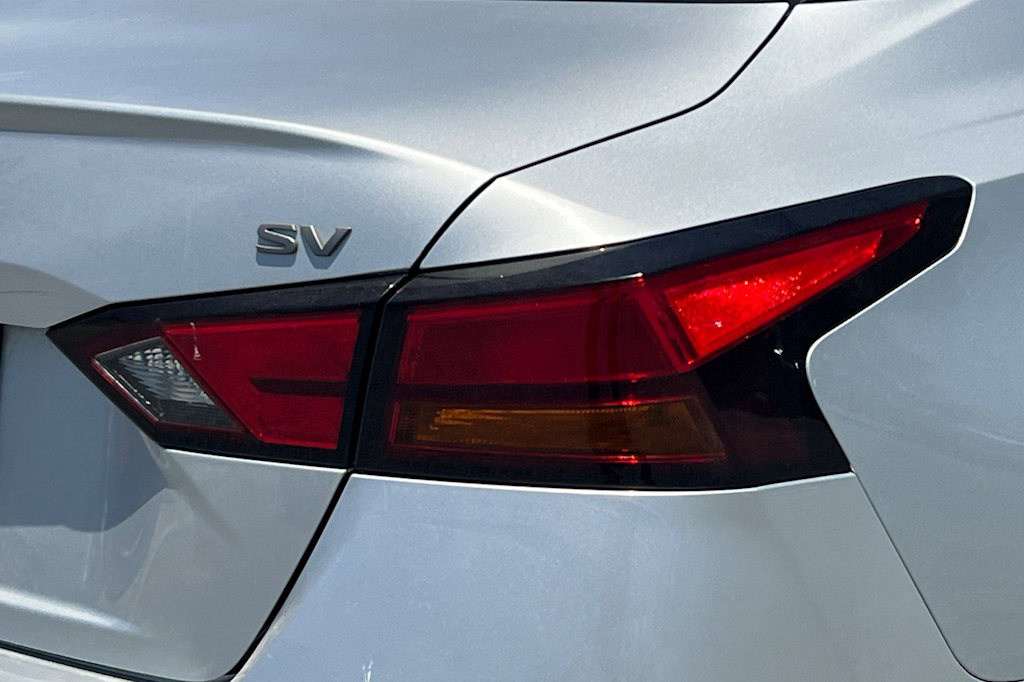 Thumbnail: 2023 Nissan Altima - 25