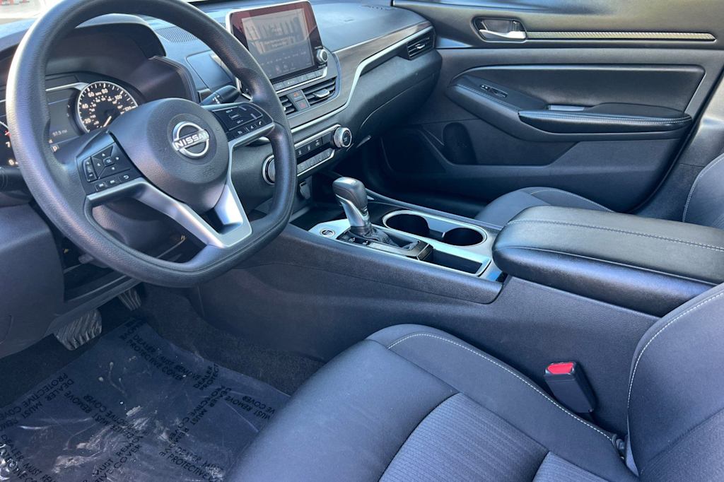 Thumbnail: 2024 Nissan Altima - 9