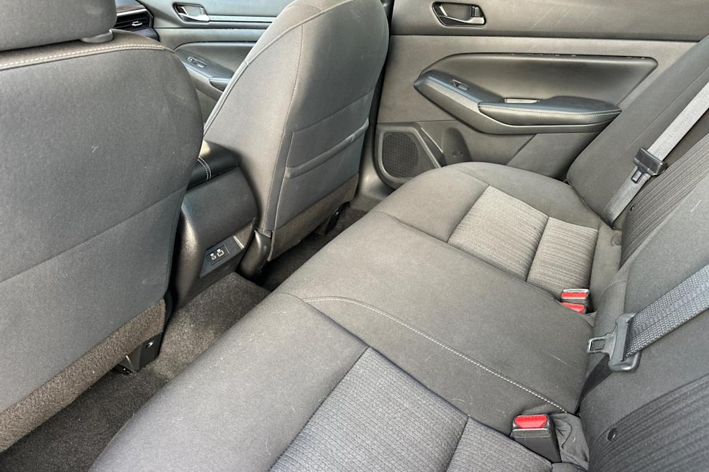 2024 Nissan Altima SV 11