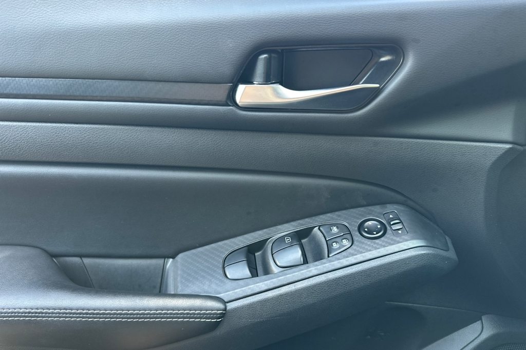 2024 Nissan Altima SV 22
