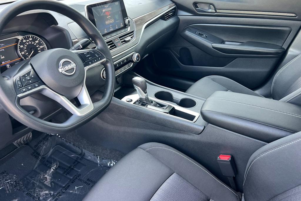Thumbnail: 2026 Nissan Altima - 9