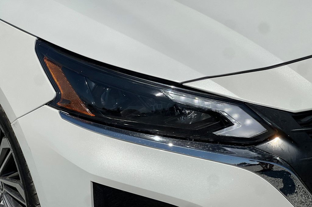 Thumbnail: 2023 Nissan Altima - 35