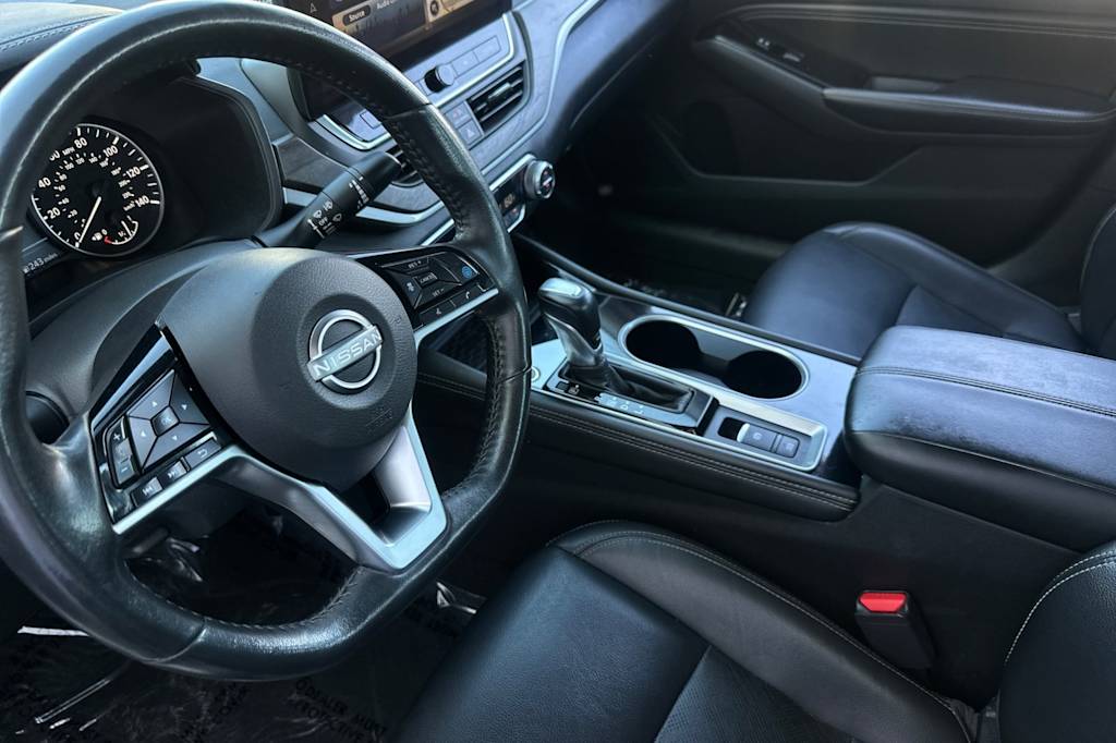 Thumbnail: 2023 Nissan Altima - 9