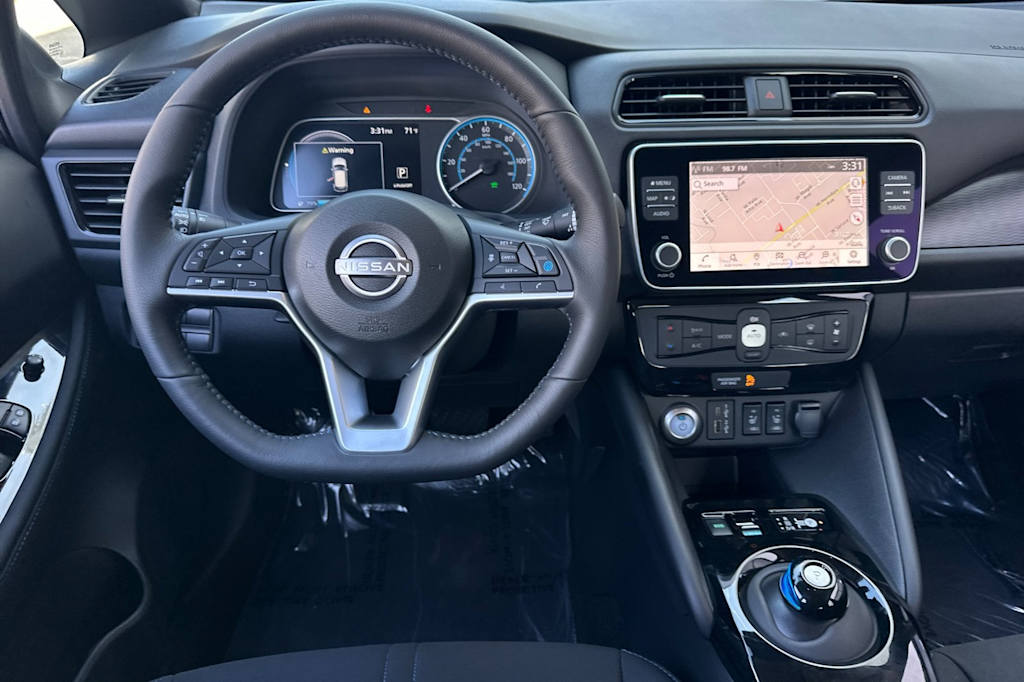 2025 Nissan Leaf SV Plus 13