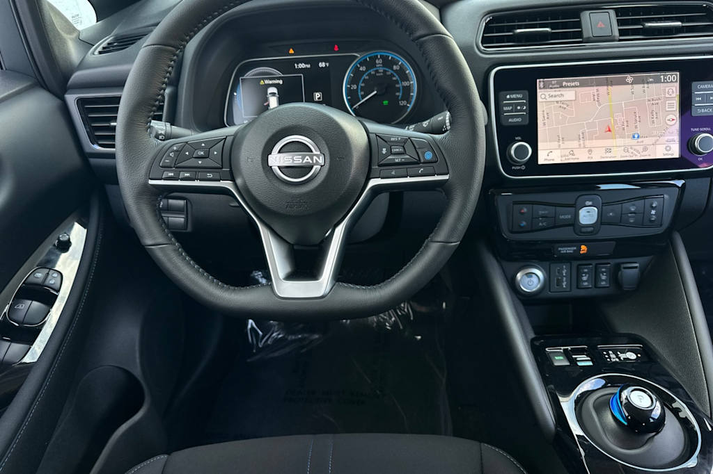 2025 Nissan Leaf SV Plus 12