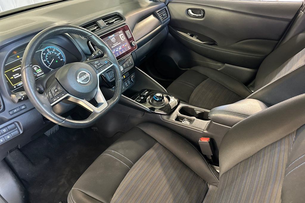 Thumbnail: 2023 Nissan Leaf - 9