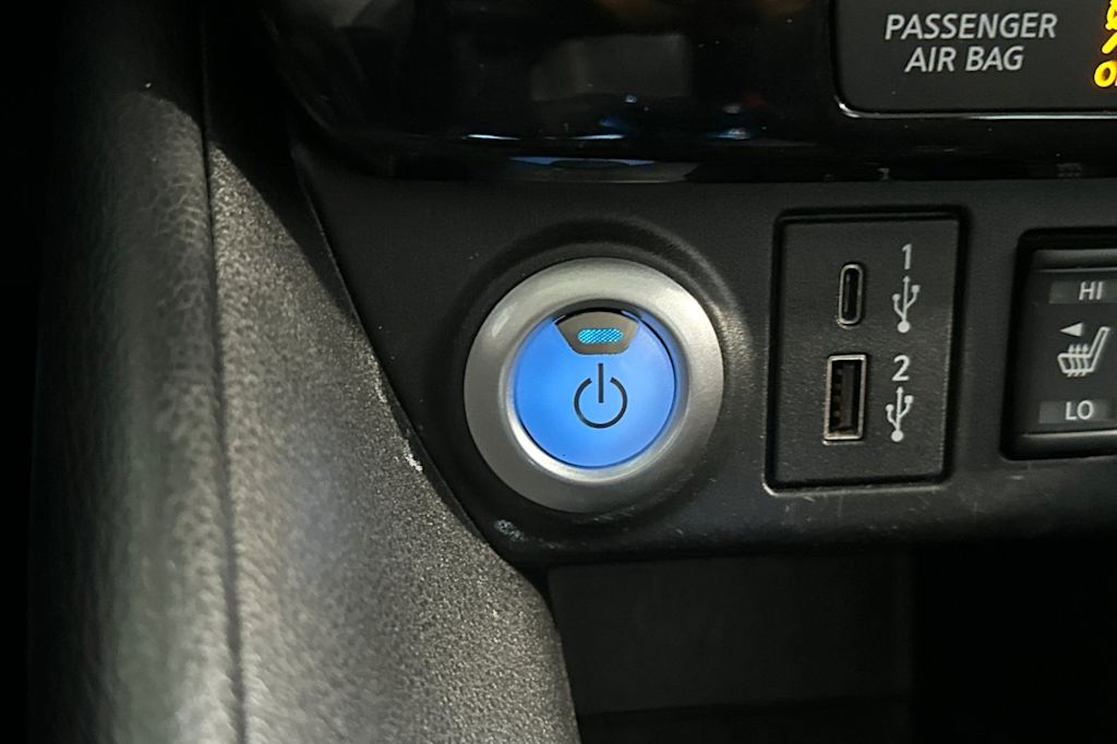 Thumbnail: 2023 Nissan Leaf - 28