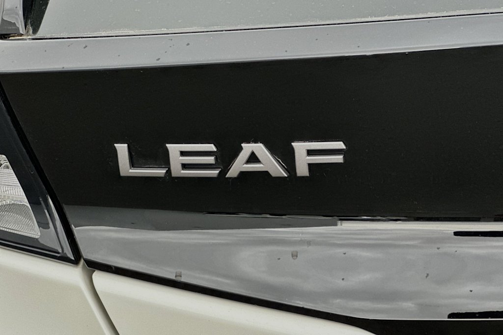 2025 Nissan Leaf SV Plus 7