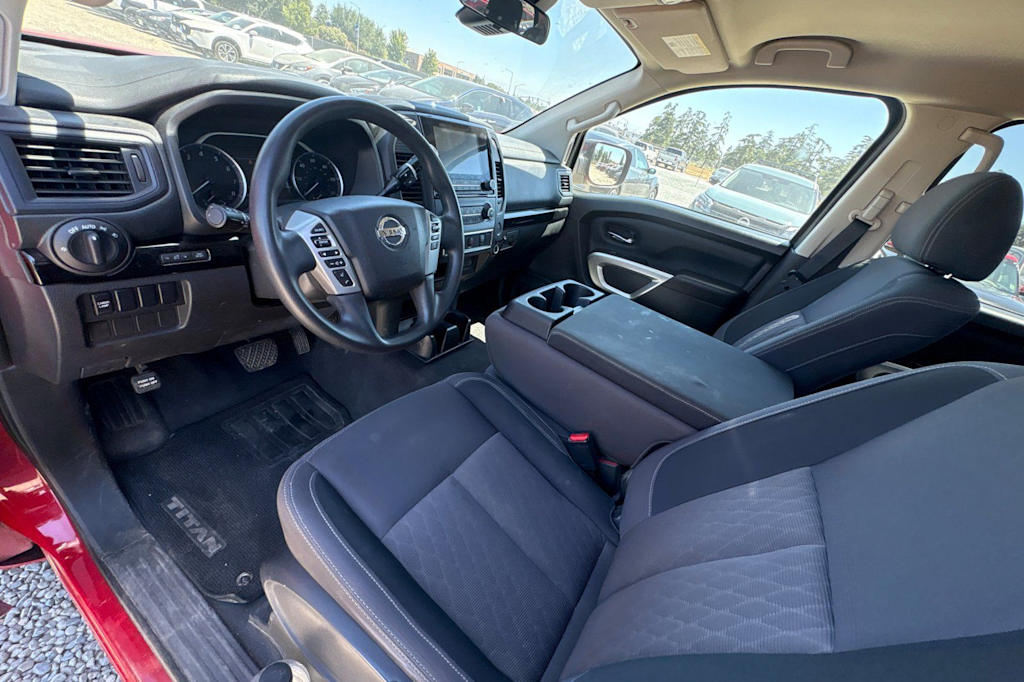 Thumbnail: 2022 Nissan Titan - 9