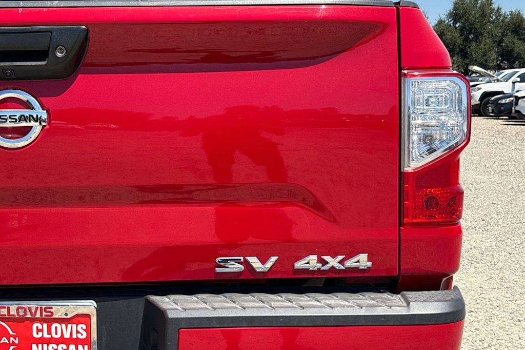 Thumbnail: 2022 Nissan Titan - 20