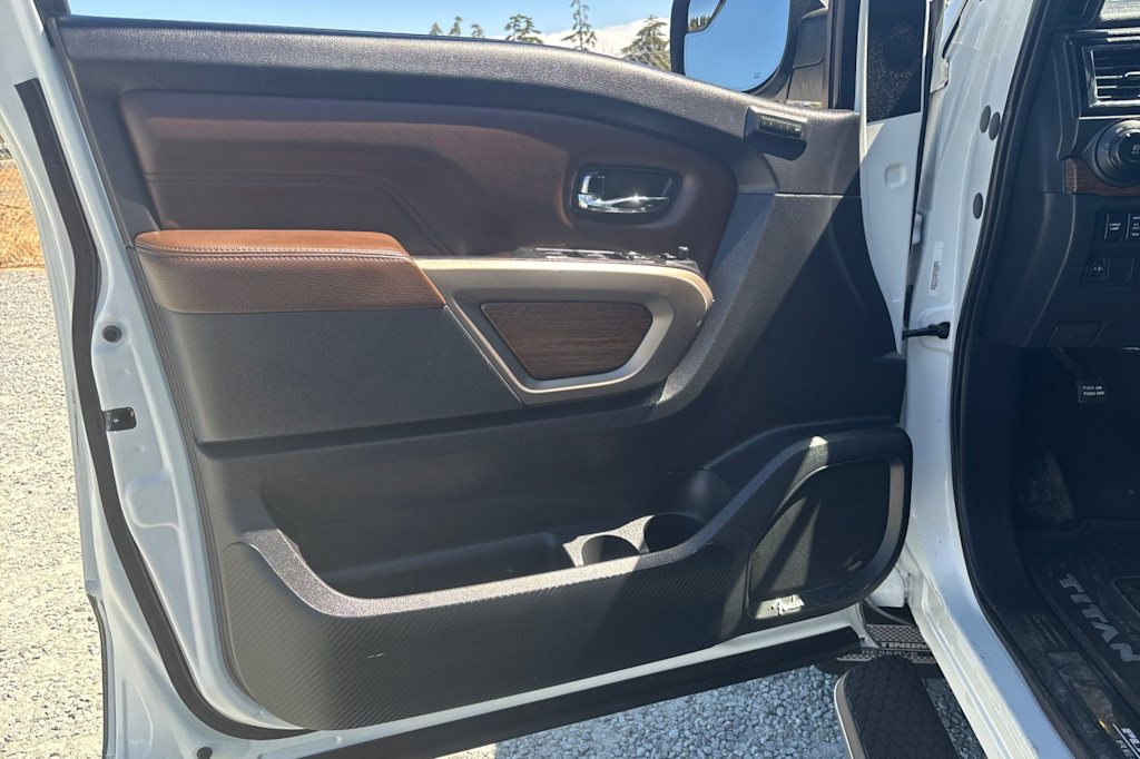 Thumbnail: 2021 Nissan Titan - 21