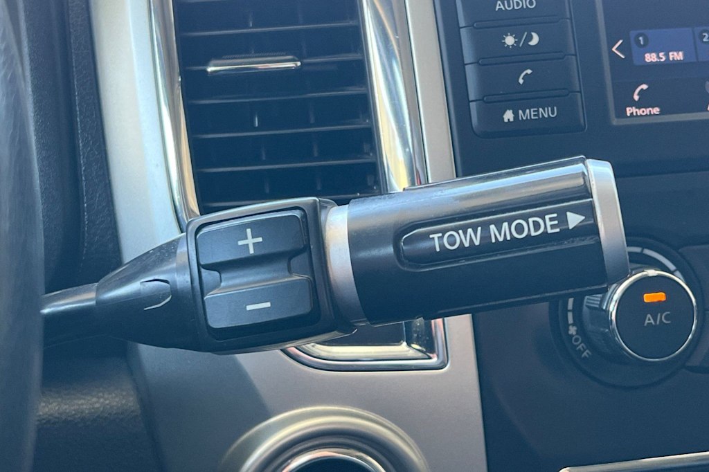 Thumbnail: 2019 Nissan Titan - 14