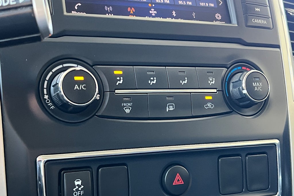 Thumbnail: 2019 Nissan Titan - 27