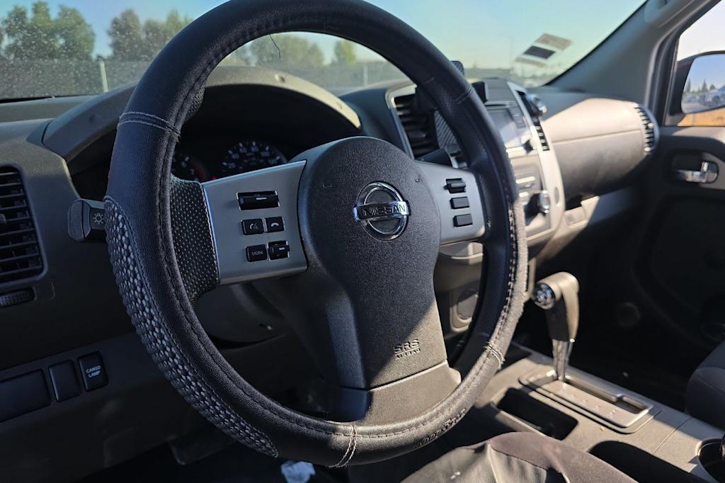 Thumbnail: 2017 Nissan Frontier - 9