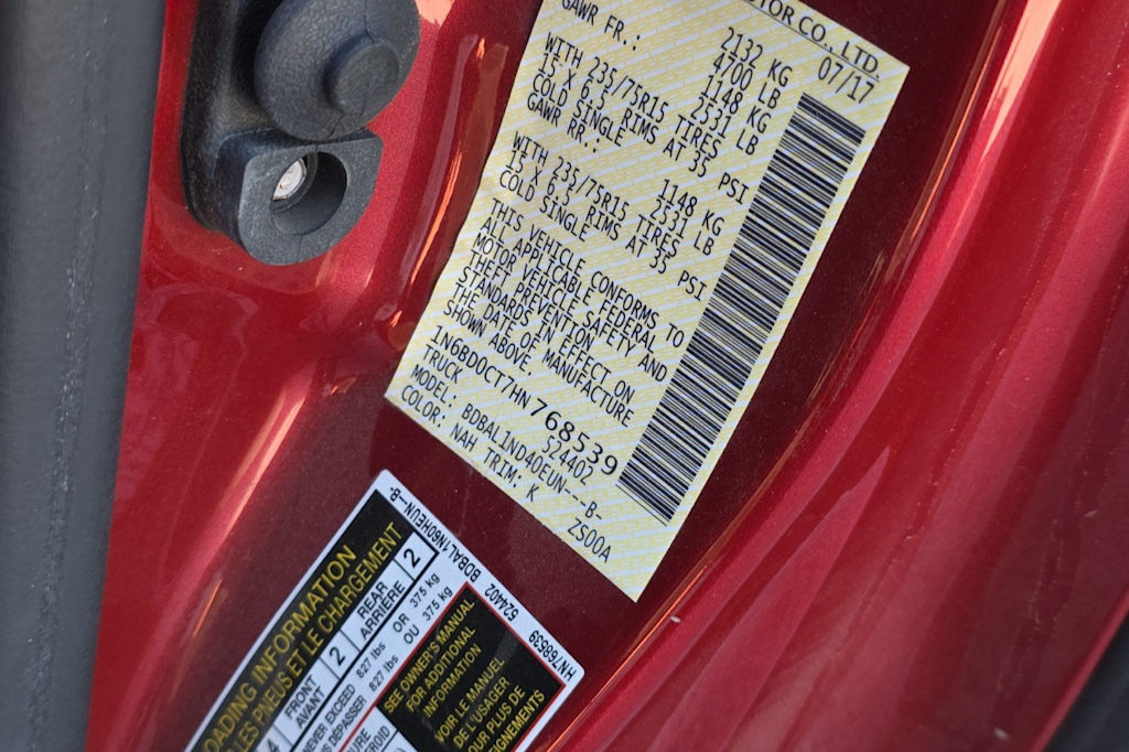 Thumbnail: 2017 Nissan Frontier - 16